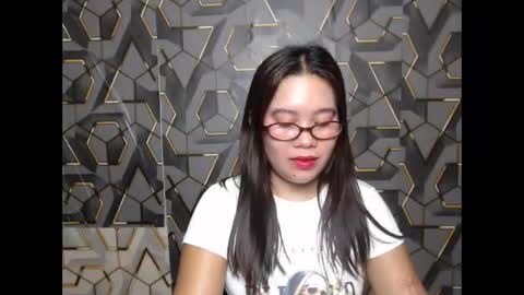 Snapshot of ur_prettychelsie18 chatting on 4, 6, 2026 ur_prettychelsie18 online show from 4, 6, 2026