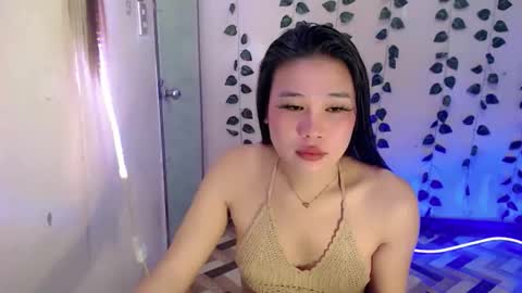 Snapshot of ur_ugly_princess chatting on 10, 3, 2026 chesca online show from 10, 3, 2026