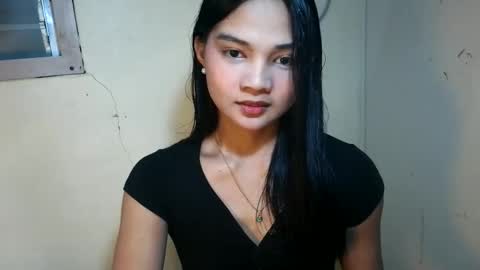 Snapshot of urasian_latinaxxx chatting on 23, 5, 2026 urasian_latinaxxx online show from 23, 5, 2026