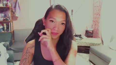 Snapshot of urasian_newra chatting on 11, 2, 2025 NEWRA ALLISON online show from 11, 2, 2025