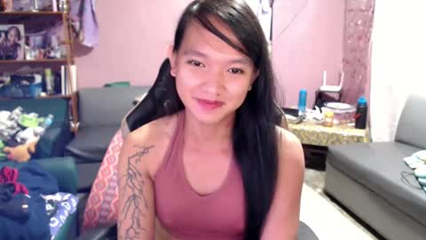 Snapshot of urasian_newra chatting on 1, 3, 2025 NEWRA ALLISON online show from 1, 3, 2025