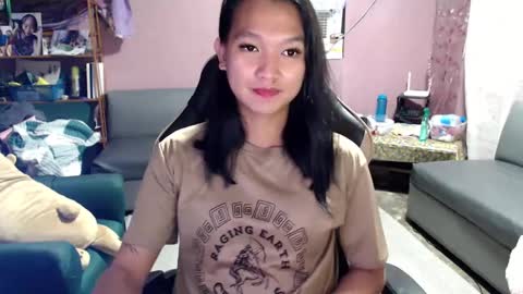 Snapshot of urasian_newra chatting on 8, 3, 2025 NEWRA ALLISON online show from 8, 3, 2025