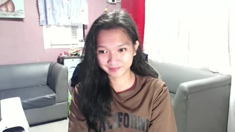 Snapshot of urasian_newra chatting on 9, 9, 2025 NEWRA ALLISON online show from 9, 9, 2025