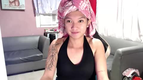 Snapshot of urasian_newra chatting on 18, 9, 2025 NEWRA ALLISON online show from 18, 9, 2025