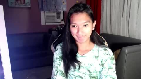 Snapshot of urasian_newra chatting on 2, 10, 2025 NEWRA ALLISON online show from 2, 10, 2025