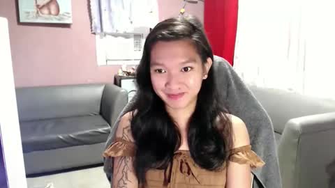 Snapshot of urasian_newra chatting on 6, 10, 2025 NEWRA ALLISON online show from 6, 10, 2025