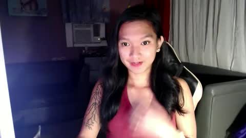 Snapshot of urasian_newra chatting on 10, 10, 2025 NEWRA ALLISON online show from 10, 10, 2025