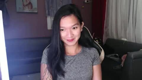 Snapshot of urasian_newra chatting on 19, 10, 2025 NEWRA ALLISON online show from 19, 10, 2025