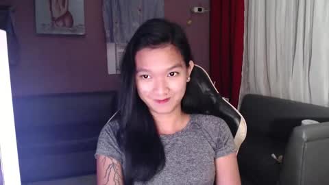 Snapshot of urasian_newra chatting on 24, 10, 2025 NEWRA ALLISON online show from 24, 10, 2025