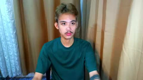 Snapshot of urasiancumboix2 chatting on 29, 6, 2026 urasiancumboix2 online show from 29, 6, 2026