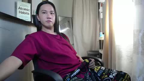 Snapshot of urasiantserika chatting on 4, 1, 2025 Erika online show from 4, 1, 2025