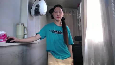 Snapshot of urasiantserika chatting on 24, 10, 2025 Erika online show from 24, 10, 2025