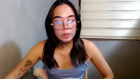 Snapshot of urbabydollx16 chatting on 20, 5, 2026 urbabydollx16 online show from 20, 5, 2026