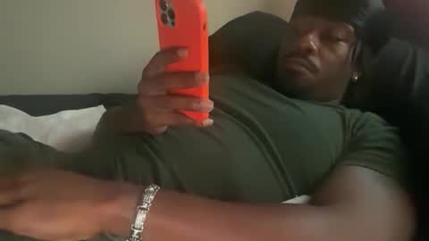 Snapshot of urbandick5 chatting on 20, 10, 2025 urbandick5 online show from 20, 10, 2025