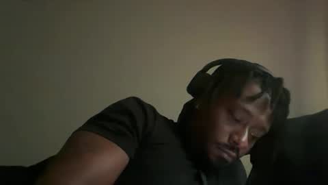 Snapshot of urbandick5 chatting on 29, 10, 2025 urbandick5 online show from 29, 10, 2025