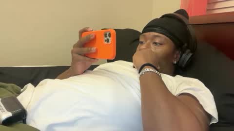 Snapshot of urbandick5 chatting on 7, 11, 2025 urbandick5 online show from 7, 11, 2025