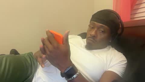 Snapshot of urbandick5 chatting on 10, 11, 2025 urbandick5 online show from 10, 11, 2025