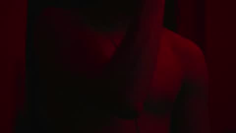 urboytoy_512 online show from 20, 12, 2024