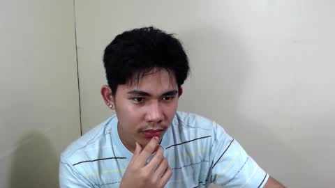 Snapshot of urcutie_asianboy chatting on 16, 10, 2025 KEN online show from 16, 10, 2025