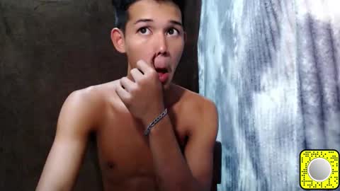 urdreamboy_clarin online show from 30, 4, 2026