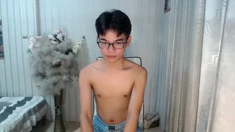 urdreamboy_doms online show from 21, 4, 2026