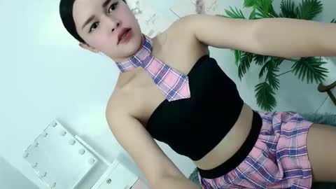 Snapshot of ure_asiancockgirl07 chatting on 11, 9, 2025 Bretesh online show from 11, 9, 2025