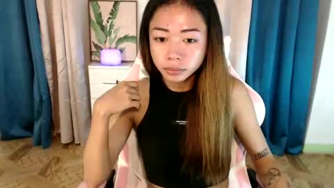 Snapshot of urfantacyjamaica chatting on 28, 1, 2025 ayumi reacher online show from 28, 1, 2025