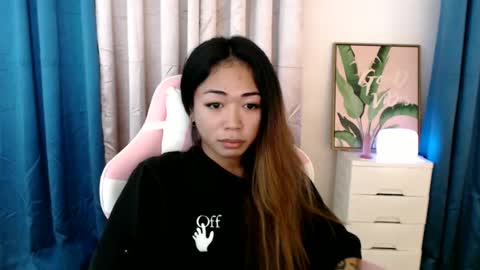 Snapshot of urfantacyjamaica chatting on 11, 2, 2025 ayumi reacher online show from 11, 2, 2025