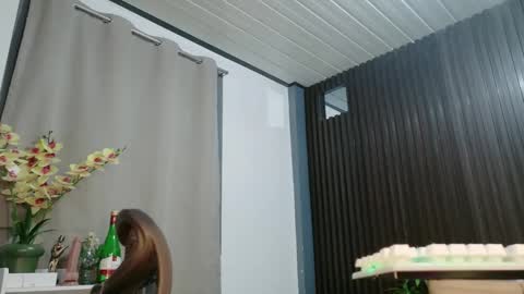 urfave_bbgirl online show from 14, 12, 2025