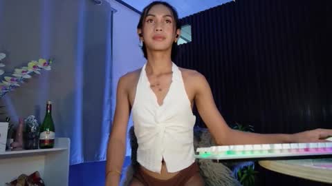 Snapshot of urfavouriteaddiction chatting on 28, 11, 2025 Rianne online show from 28, 11, 2025