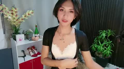 Snapshot of urfavouriteaddiction chatting on 14, 1, 2026 Rianne online show from 14, 1, 2026