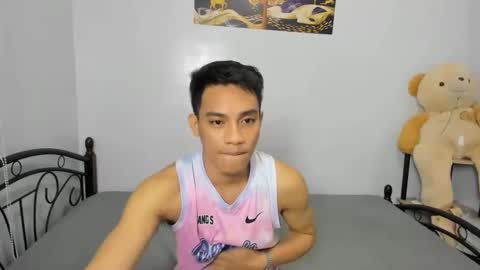 urfucker_vinz online show from 15, 2, 2026