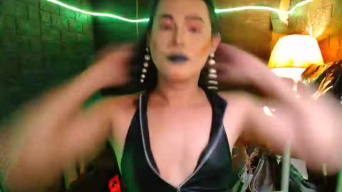 queen norelle online show from 15, 2, 2026