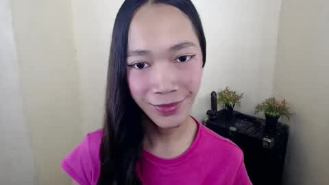 urhot_athena online show from 4, 10, 2025