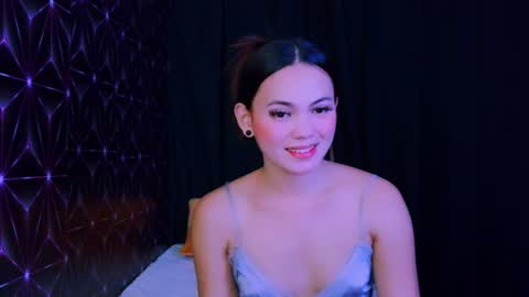 Snapshot of urhot_maxine chatting on 17, 7, 2026 urhot_maxine online show from 17, 7, 2026