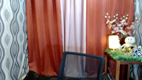 urhunky_ivan online show from 7, 12, 2024