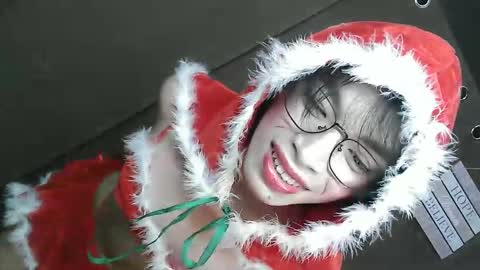 Snapshot of urlovely_ariana chatting on 10, 12, 2024 Ariana online show from 10, 12, 2024
