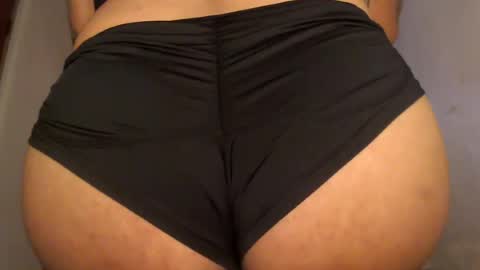 Snapshot of urlovely_hait chatting on 19, 7, 2026 Sham online show from 19, 7, 2026