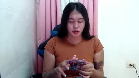 Snapshot of urlovely_sofie chatting on 20, 10, 2025 Sofie online show from 20, 10, 2025