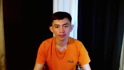 Snapshot of urlover_boy chatting on 11, 9, 2025 urlover_boy online show from 11, 9, 2025