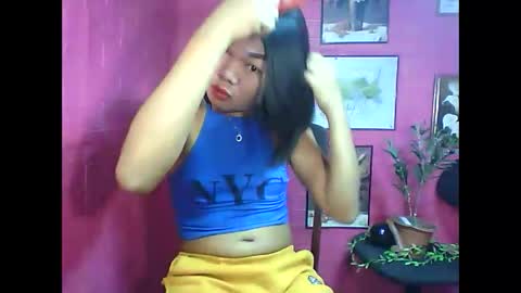 Snapshot of urluckyfuck123 chatting on 14, 10, 2025 Jasmin online show from 14, 10, 2025