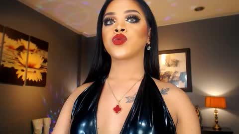 UrMajestyTyra online show from 5, 3, 2026