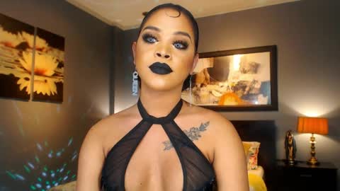 UrMajestyTyra online show from 6, 4, 2026