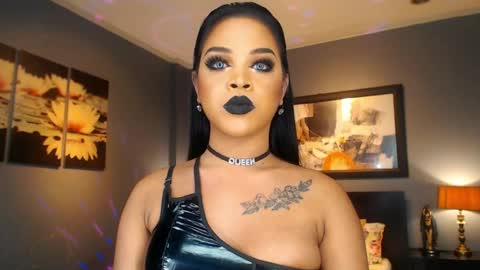 UrMajestyTyra online show from 7, 4, 2026