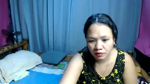 Snapshot of urpinay_singlemother chatting on 1, 6, 2026 urpinay_singlemother online show from 1, 6, 2026
