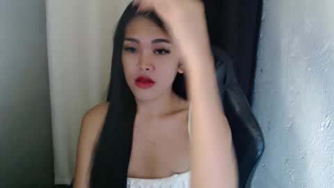Snapshot of urpinayjenfuckerxxx chatting on 12, 2, 2025 Jenny online show from 12, 2, 2025