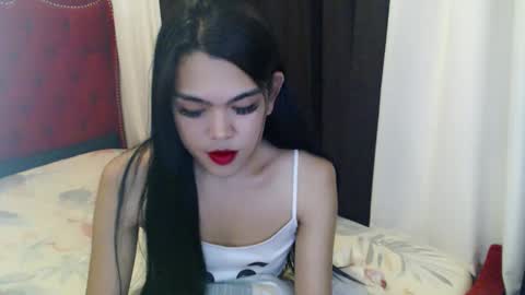 Snapshot of urpinayjenfuckerxxx chatting on 26, 9, 2025 Jenny online show from 26, 9, 2025