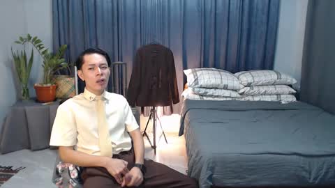 Mel online show from 24, 2, 2025