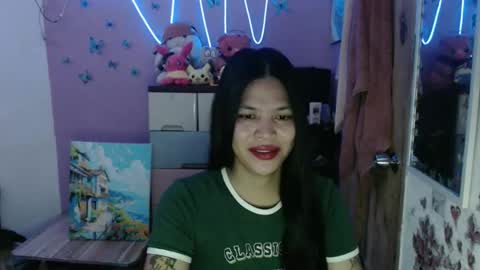 Snapshot of urpreciouspinayxxx chatting on 24, 3, 2026 hi im kim online show from 24, 3, 2026