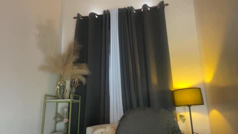 urpretty_girl online show from 6, 2, 2026